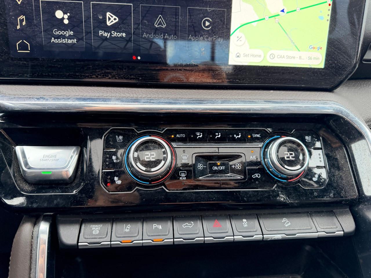 2025 GMC SIERRA 2500HD 4WD Crew Cab Standard Box Denali Photo