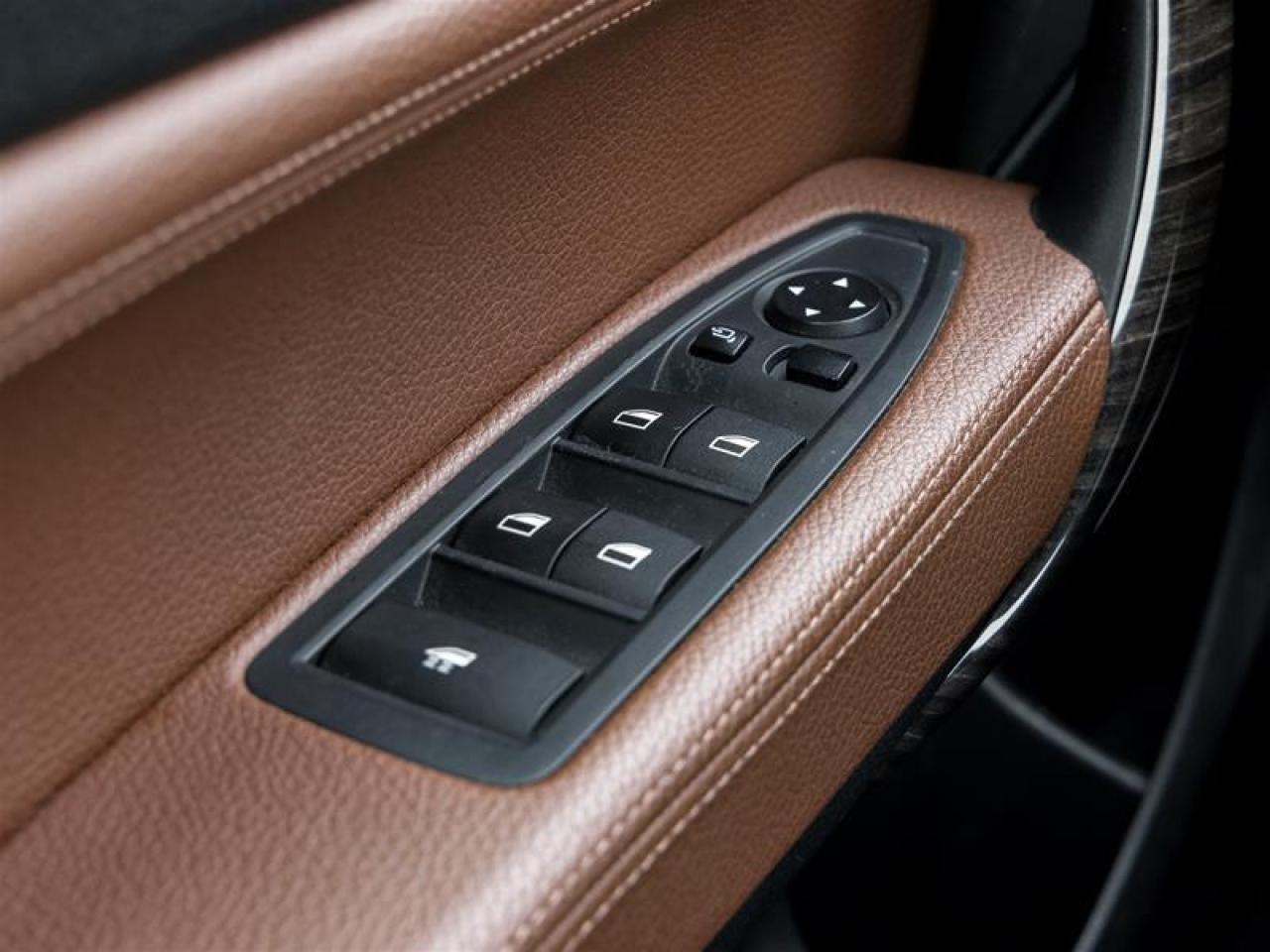 2017 BMW 230 i xDrive 2dr All-Wheel Drive Cabriolet Photo