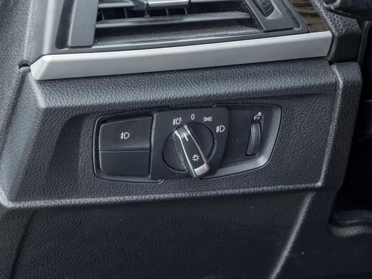 2017 BMW 230 i xDrive 2dr All-Wheel Drive Cabriolet Photo