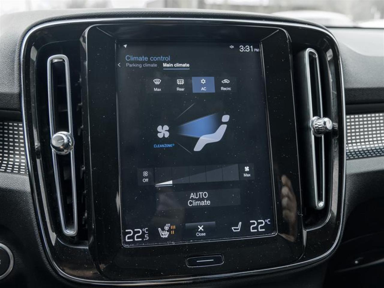 2020 Volvo XC40 T5 R-Design 4dr All-Wheel Drive Photo