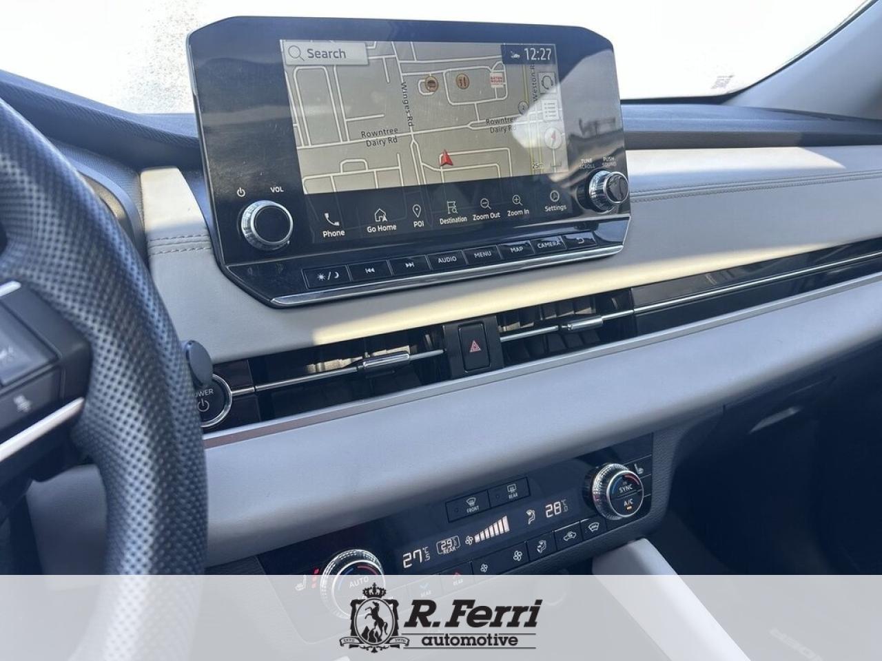 2023 Mitsubishi Outlander Plug-In Hybrid  Photo