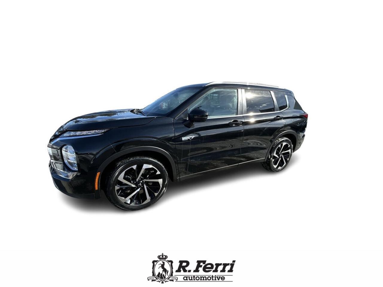 2023 Mitsubishi Outlander Plug-In Hybrid  Photo