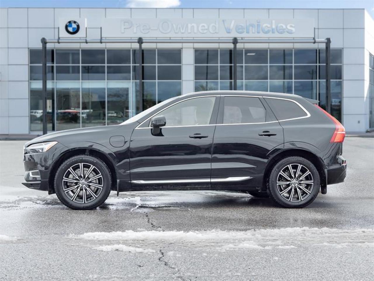 2021 Volvo XC60 Recharge Plug-In Hybrid T8 Inscription Expression 4dr All-Wheel Drive Photo