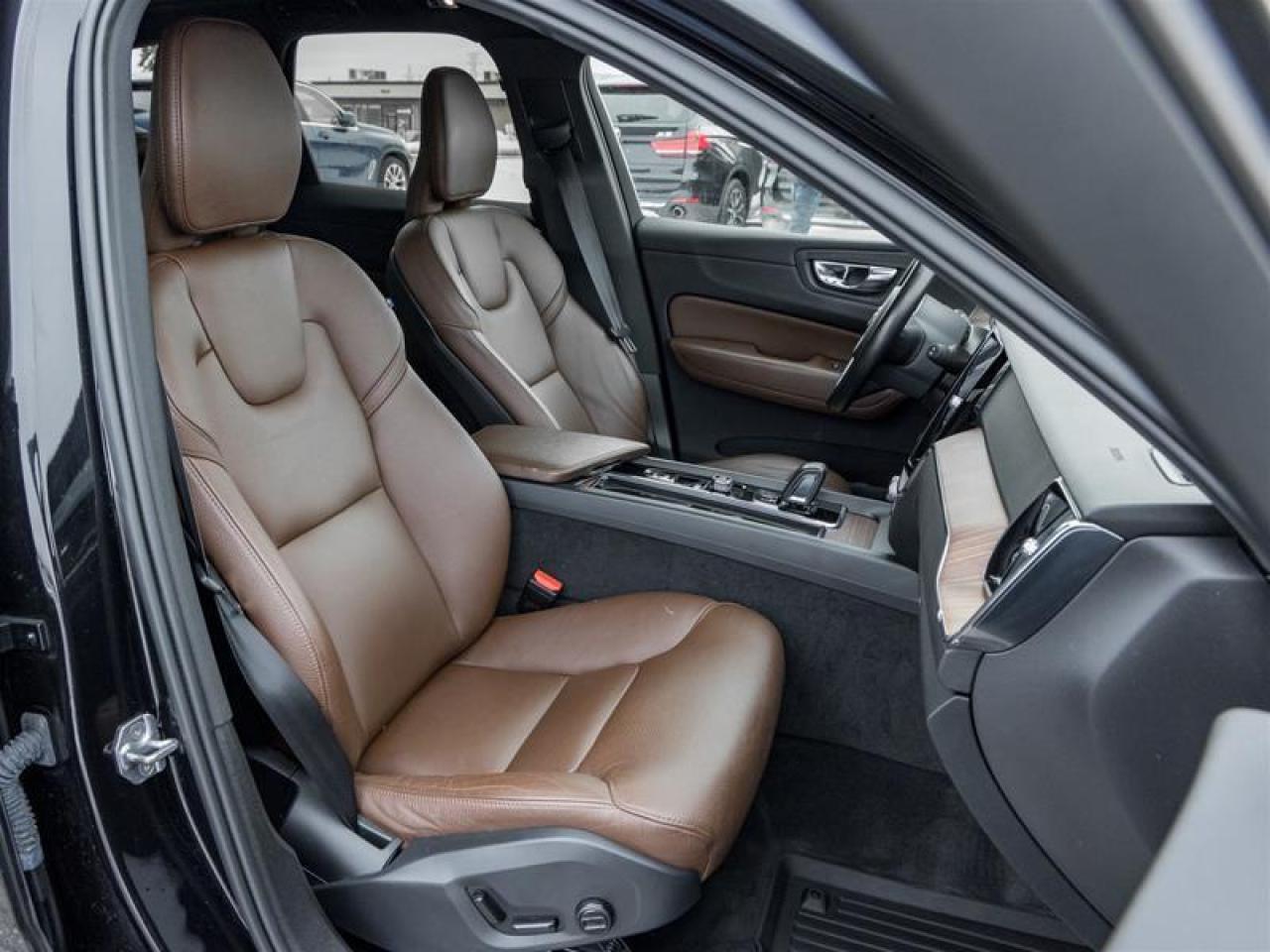 2021 Volvo XC60 Recharge Plug-In Hybrid T8 Inscription Expression 4dr All-Wheel Drive Photo