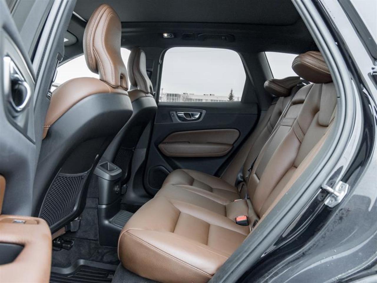 2021 Volvo XC60 Recharge Plug-In Hybrid T8 Inscription Expression 4dr All-Wheel Drive Photo