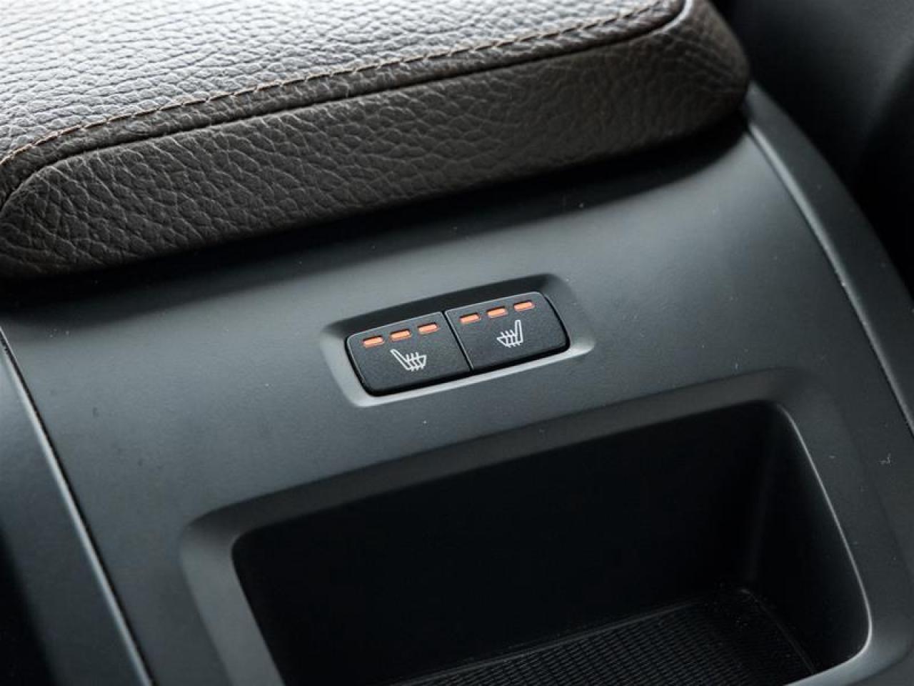 2021 Volvo XC60 Recharge Plug-In Hybrid T8 Inscription Expression 4dr All-Wheel Drive Photo