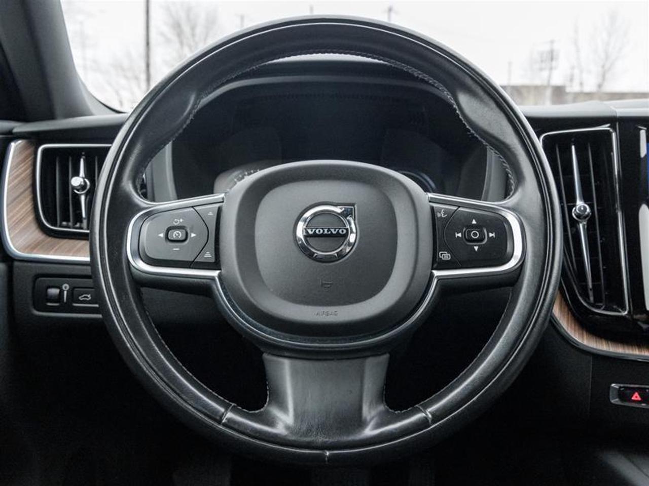 2021 Volvo XC60 Recharge Plug-In Hybrid T8 Inscription Expression 4dr All-Wheel Drive Photo