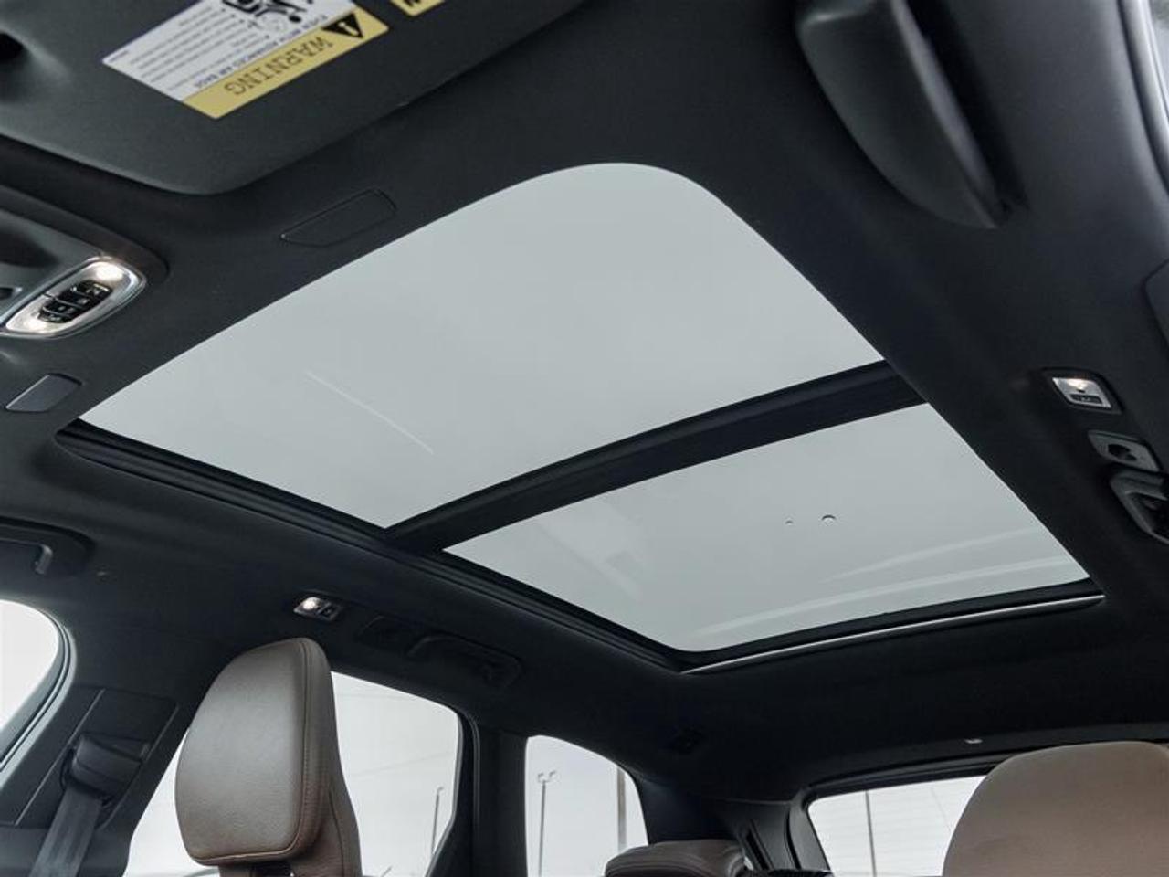 2021 Volvo XC60 Recharge Plug-In Hybrid T8 Inscription Expression 4dr All-Wheel Drive Photo