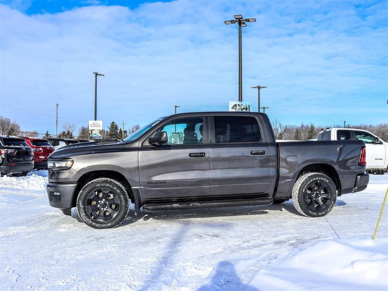 2025 RAM 1500 TRADESMAN Photo