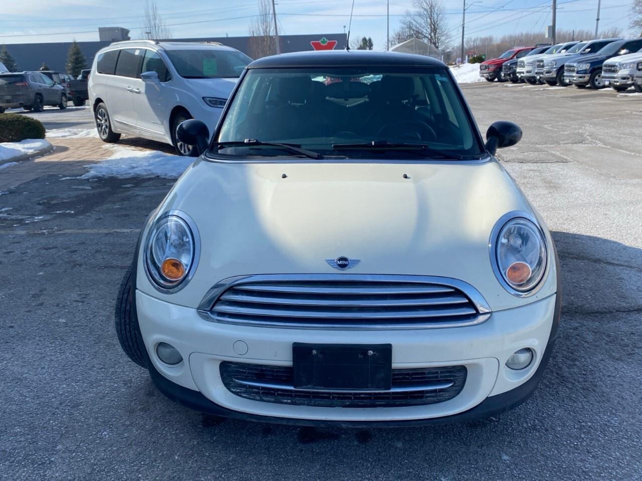 2013 MINI Cooper Hardtop 2dr Cpe Photo