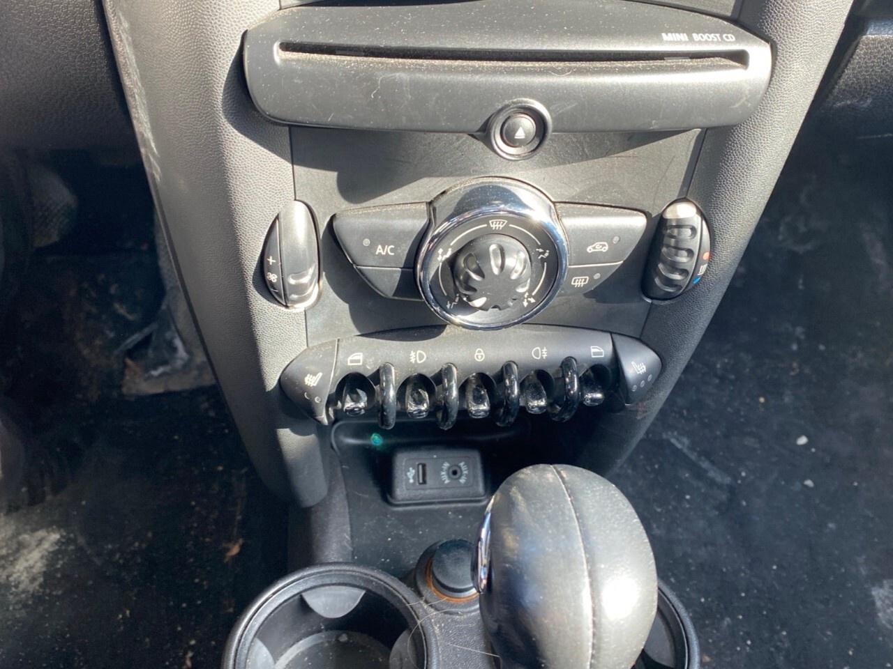 2013 MINI Cooper Hardtop 2dr Cpe Photo