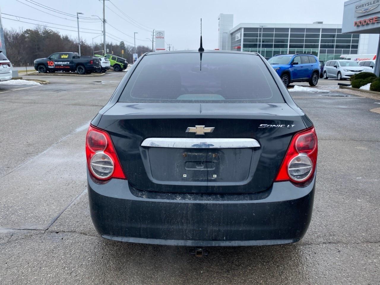 2014 Chevrolet Sonic 4dr Sdn LT Auto Photo