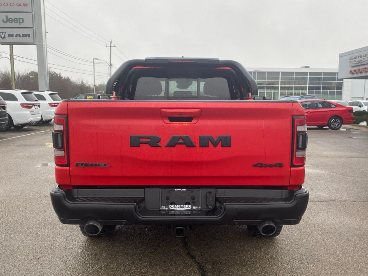 2022 RAM 1500 Rebel 4x4 Crew Cab 5'7 Box Photo3