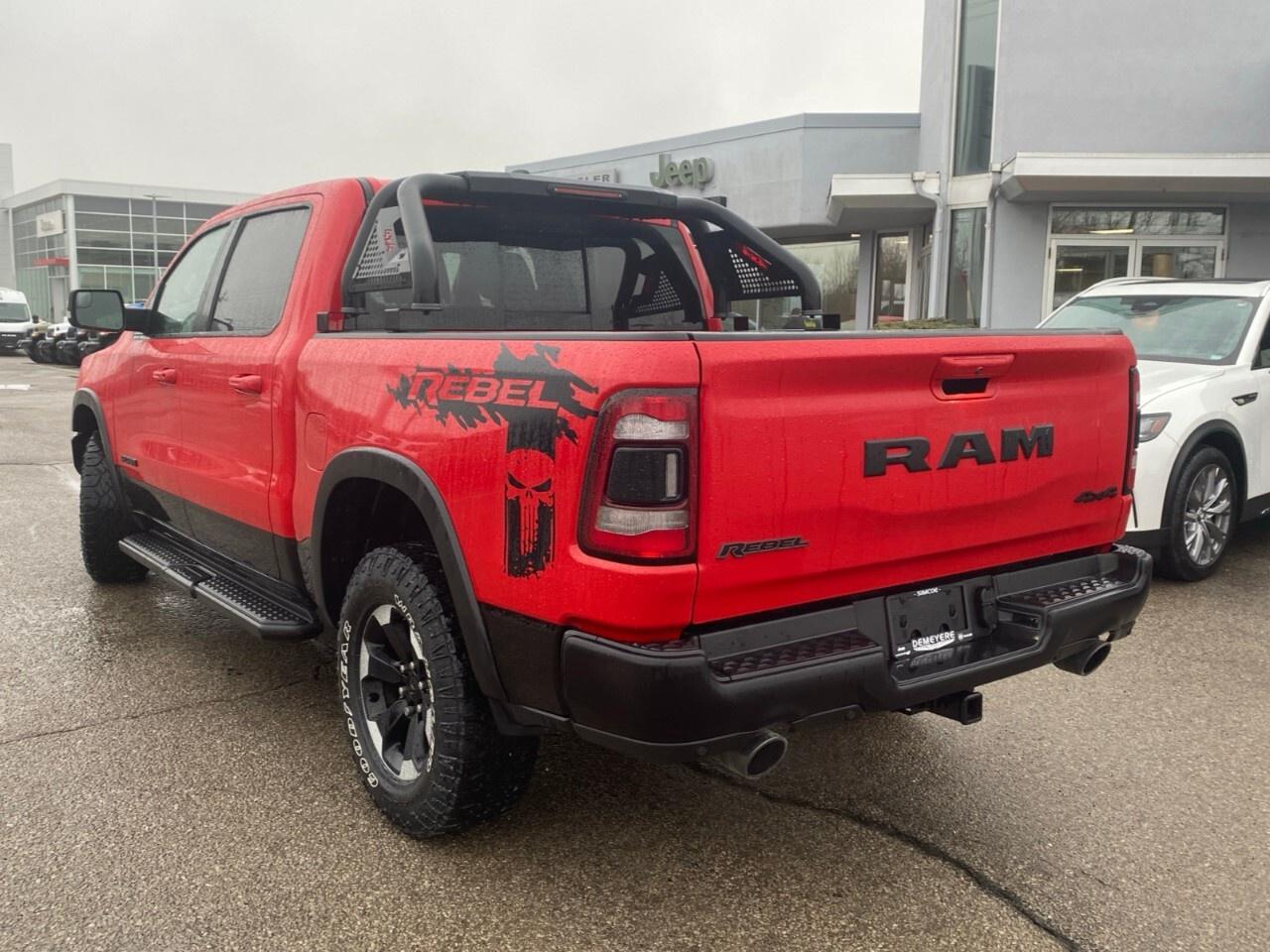 2022 RAM 1500 Rebel 4x4 Crew Cab 5'7 Box Photo2