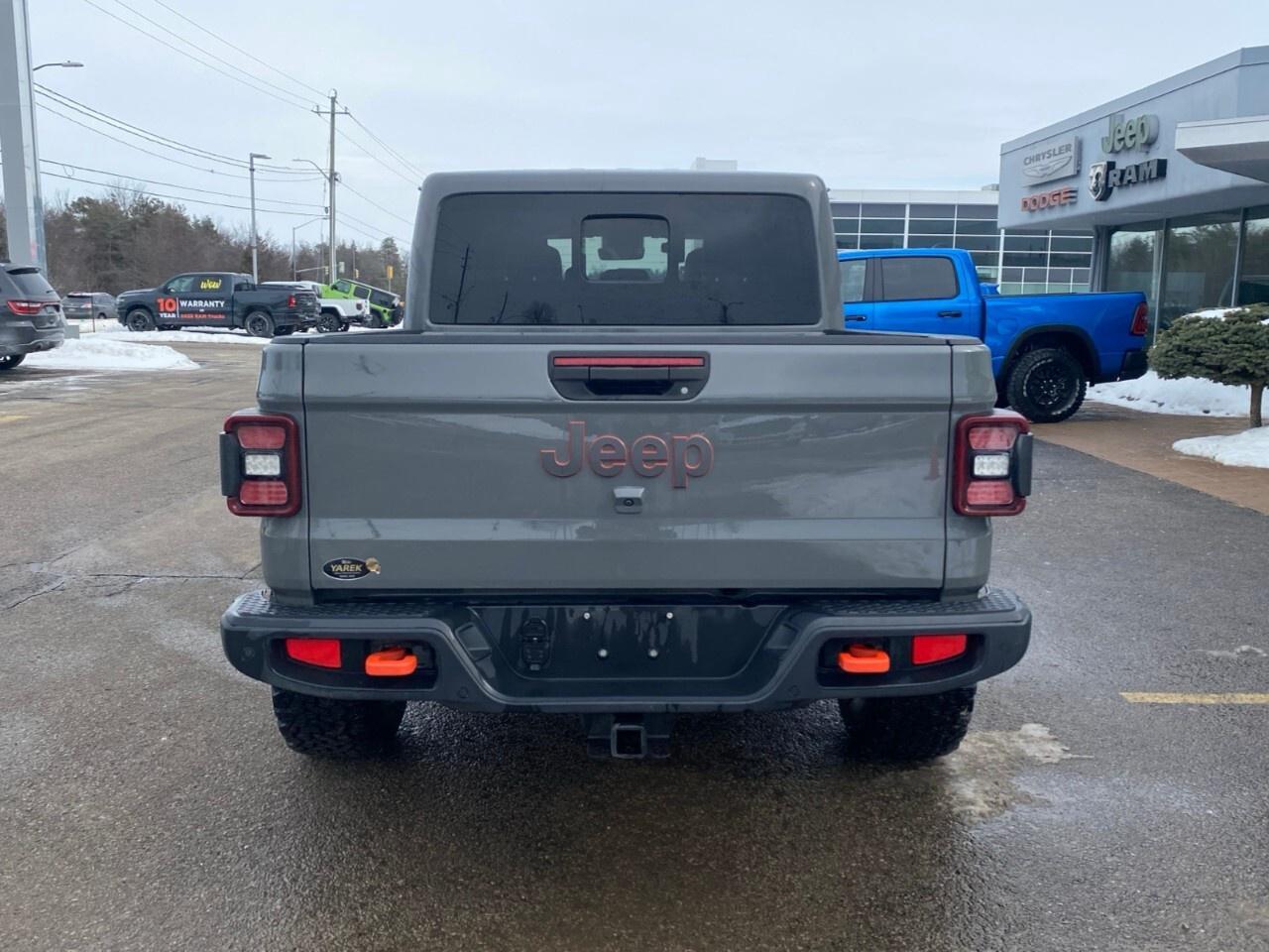 2021 Jeep Gladiator Mojave 4x4 Photo