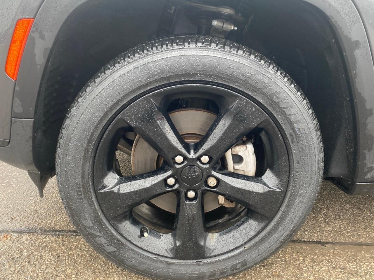 2022 Jeep Grand Cherokee L ALTITUDE 4X4 Photo