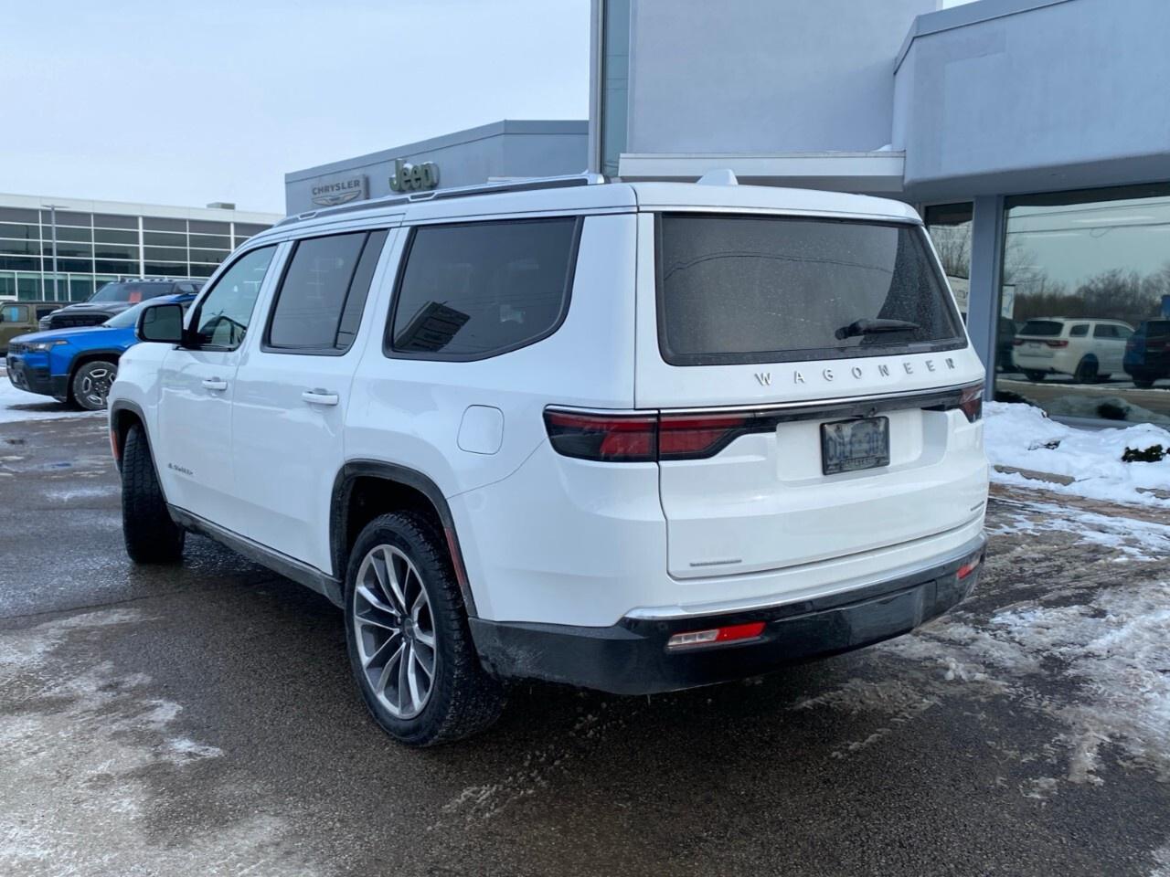 2023 Jeep Wagoneer Series III 4x4 Photo