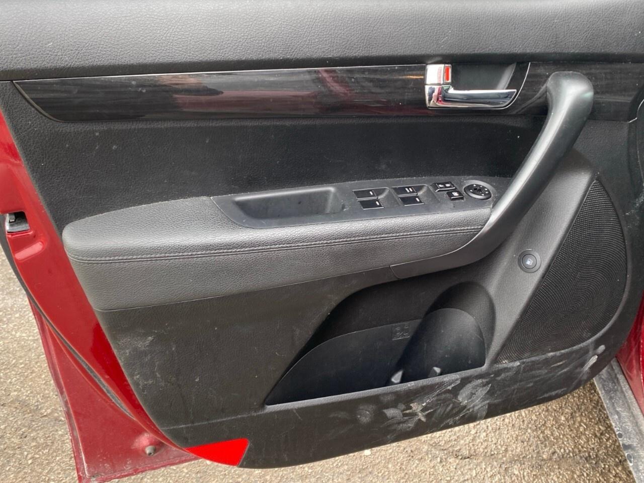 2012 Kia Sorento AWD 4dr I4 GDI Auto LX Photo