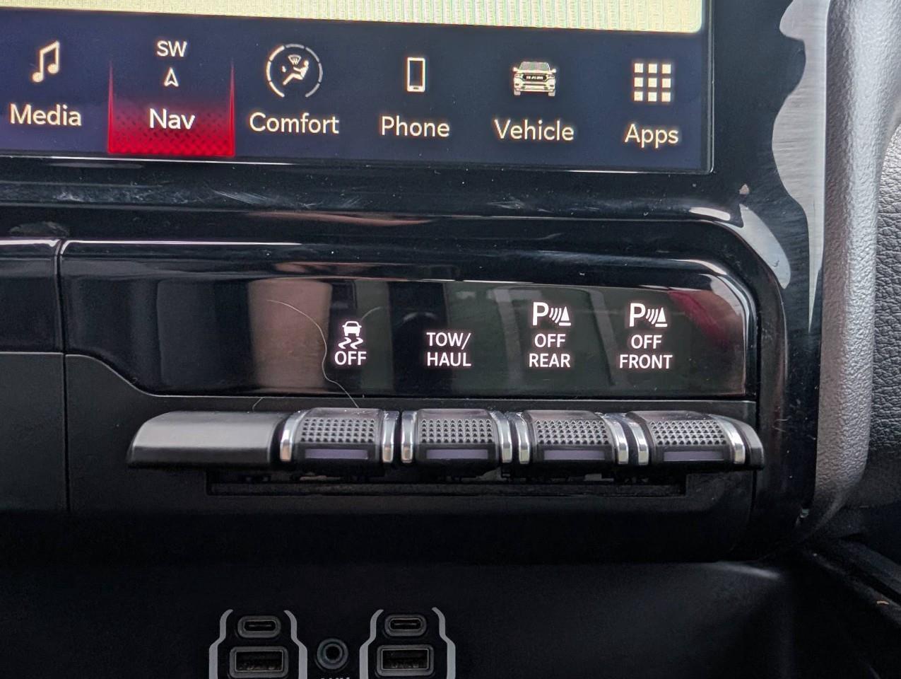 2022 RAM 1500 SPORT Photo