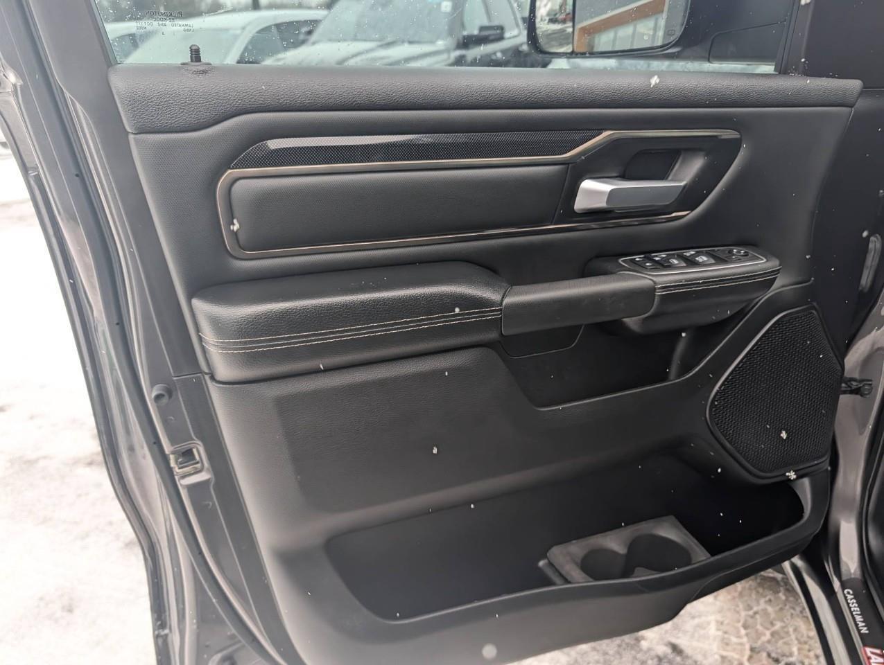 2022 RAM 1500 SPORT Photo