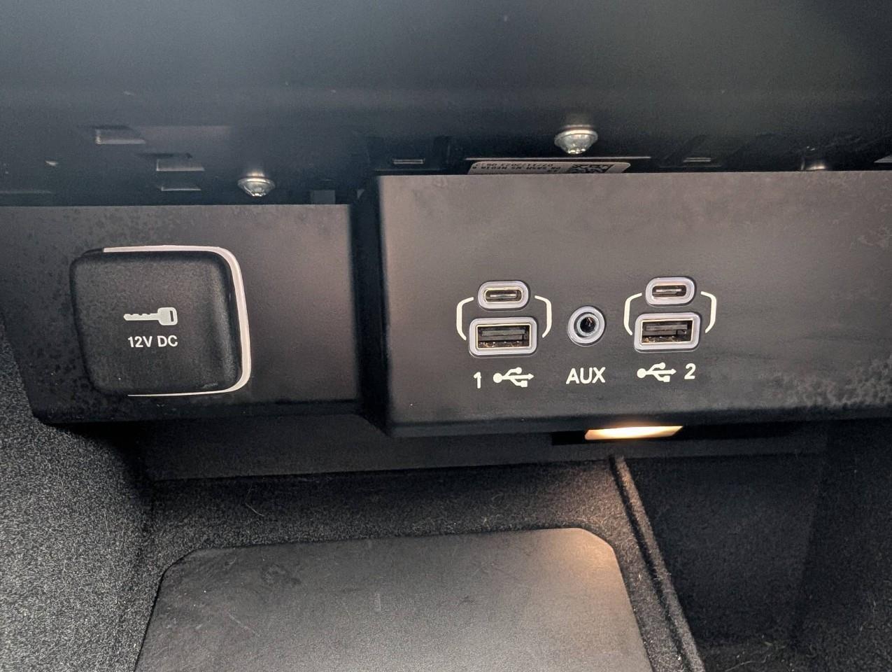 2024 Jeep Wagoneer Series II Carbide NO ACCIDENTS/ Summer and winter Photo