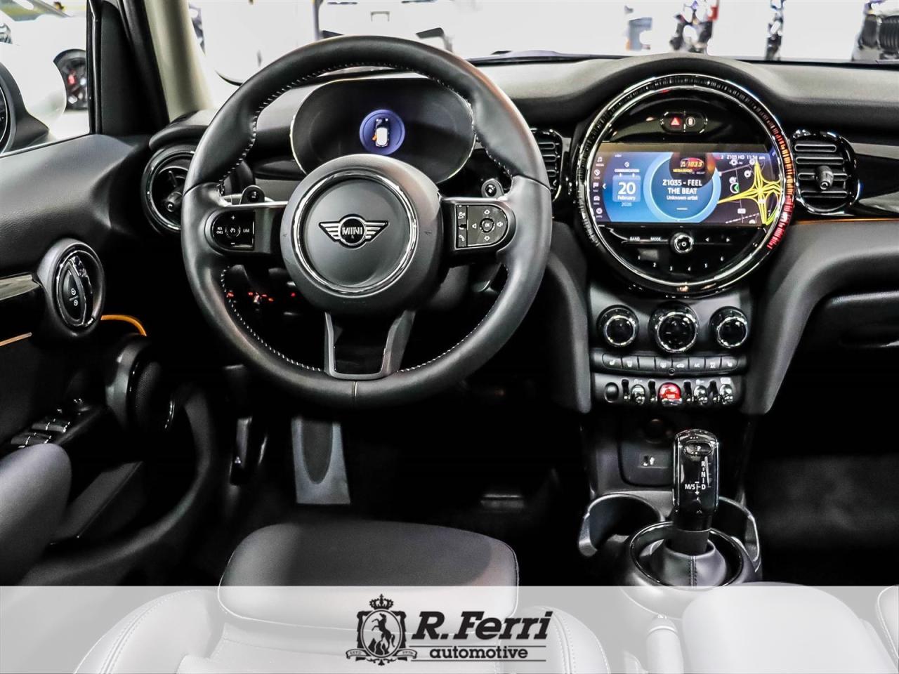 2024 MINI 5 Door Cooper S 4dr Hatchback Photo