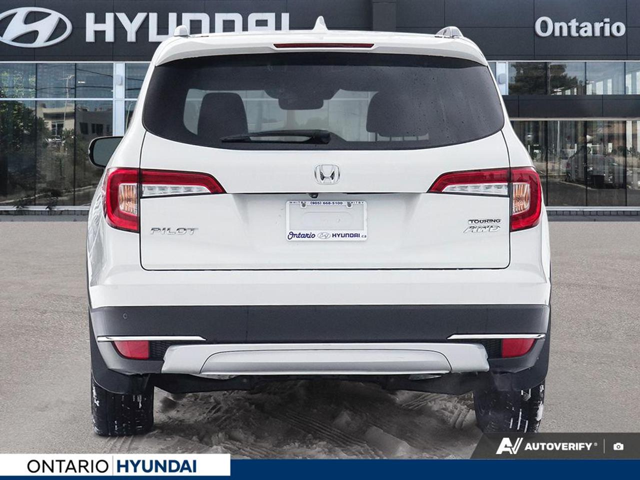 2022 Honda Pilot Touring 7P 4dr All-Wheel Drive Photo