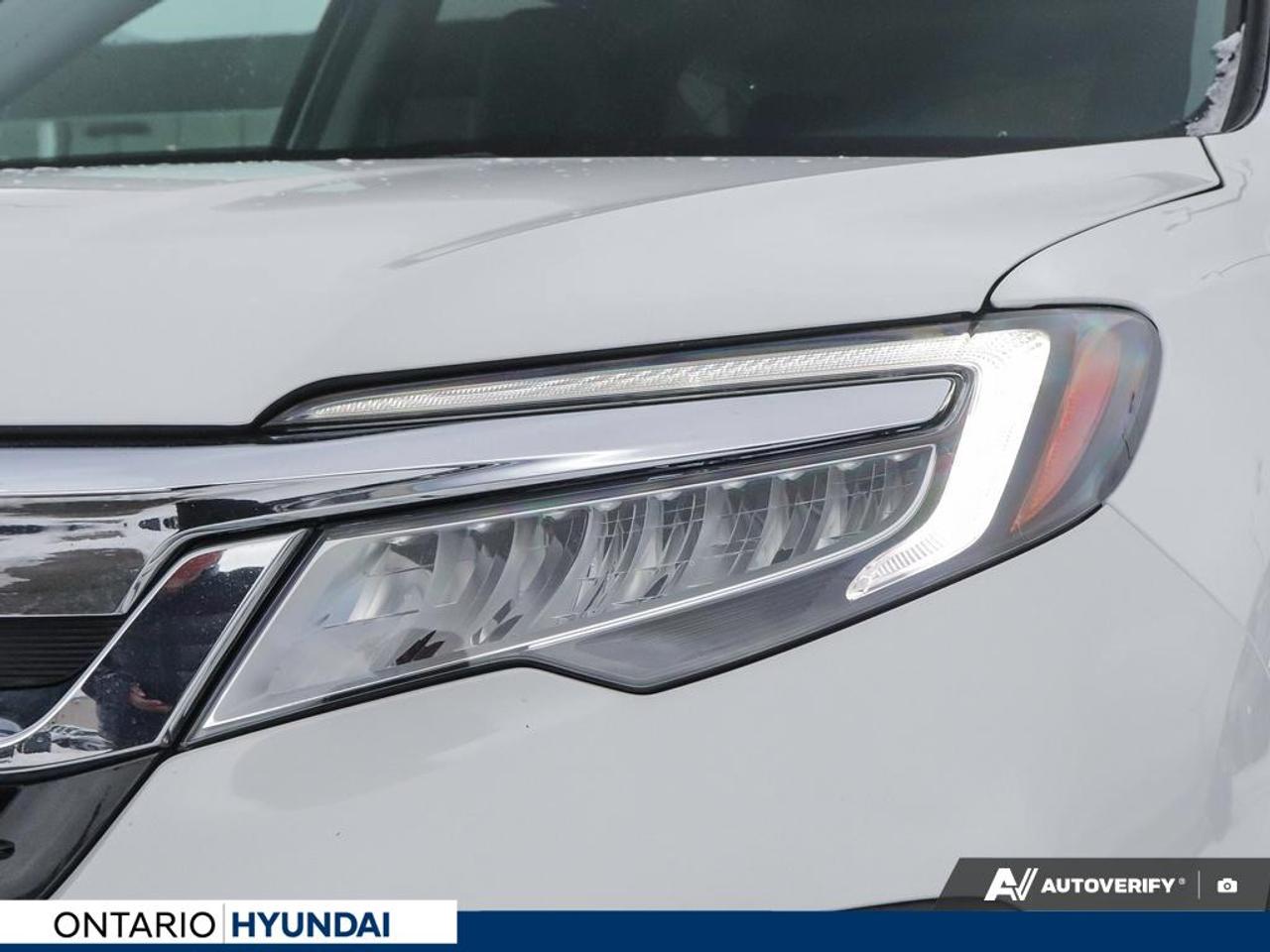 2022 Honda Pilot Touring 7P 4dr All-Wheel Drive Photo