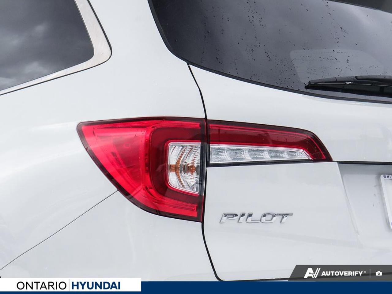 2022 Honda Pilot Touring 7P 4dr All-Wheel Drive Photo