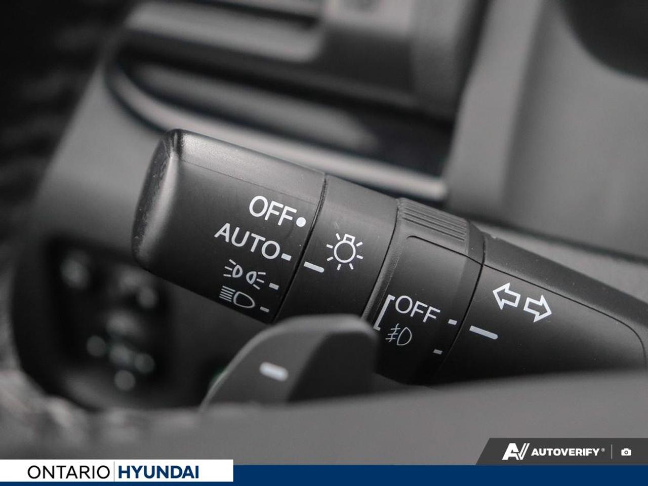 2022 Honda Pilot Touring 7P 4dr All-Wheel Drive Photo