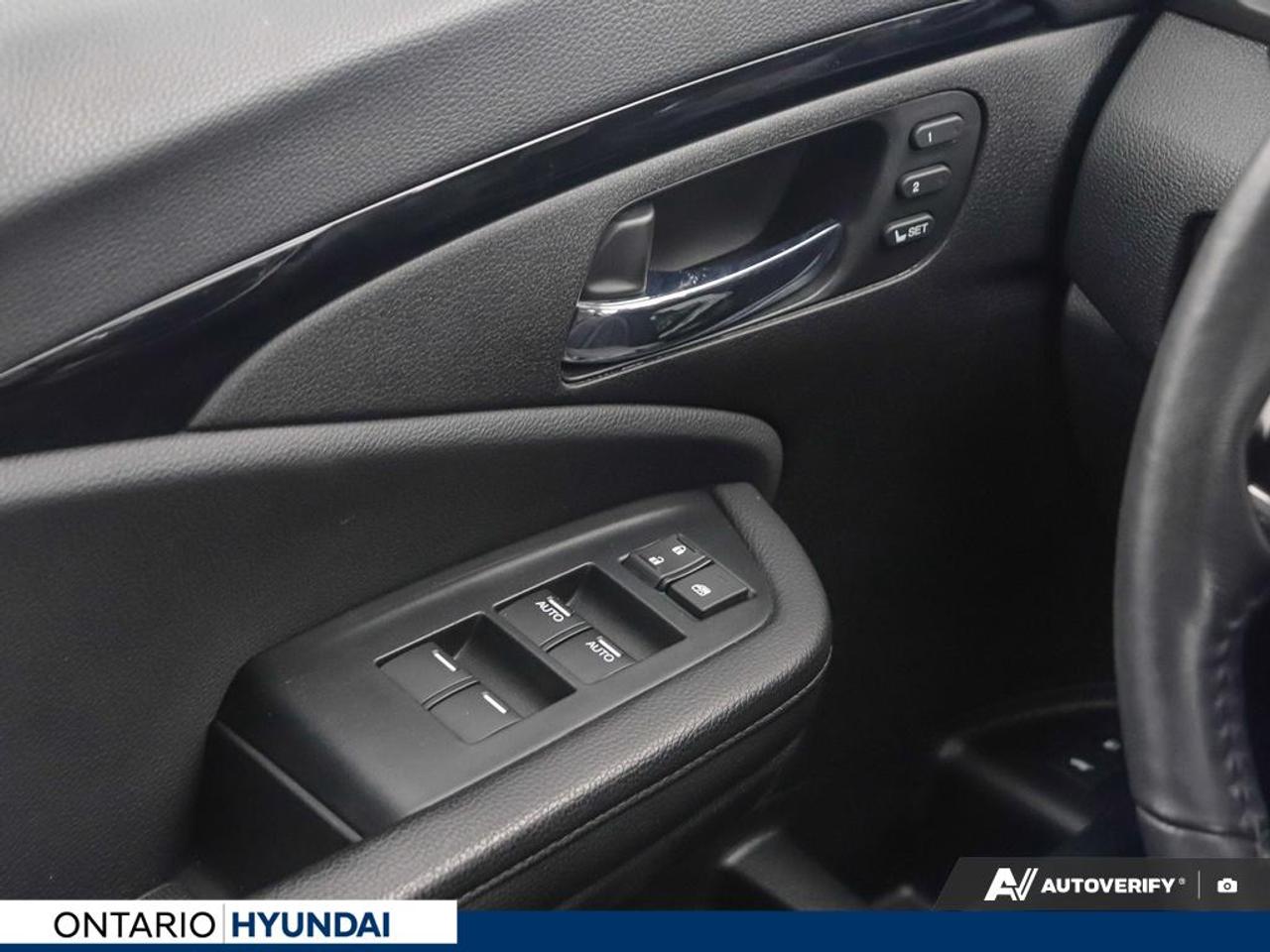 2022 Honda Pilot Touring 7P 4dr All-Wheel Drive Photo