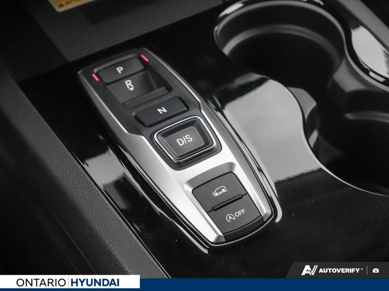 2022 Honda Pilot Touring 7P 4dr All-Wheel Drive Photo