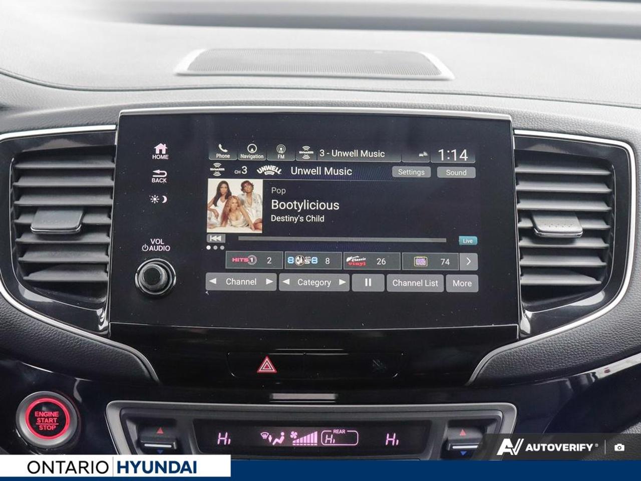 2022 Honda Pilot Touring 7P 4dr All-Wheel Drive Photo