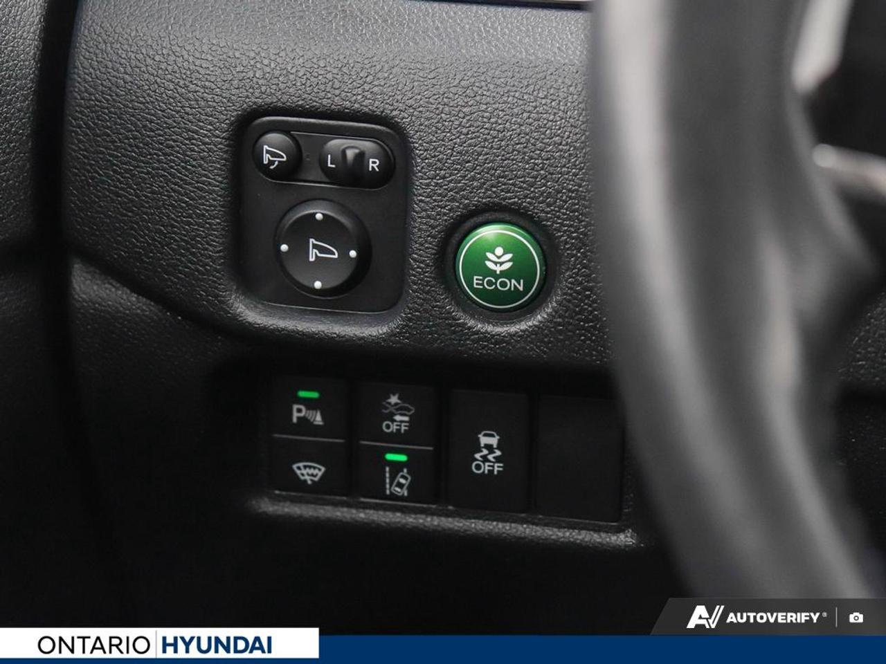 2022 Honda Pilot Touring 7P 4dr All-Wheel Drive Photo