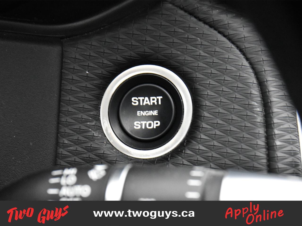 2023 Land Rover Range Rover Velar S 2.0L 4WD   Leather   Panoroof   Air Suspension Photo