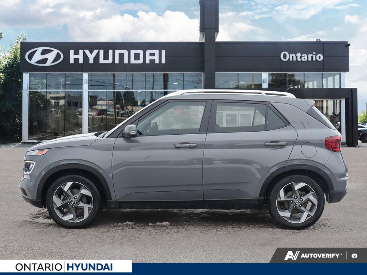 2023 Hyundai Venue Ultimate w/Black Interior 4dr Front-Wheel Drive Photo2