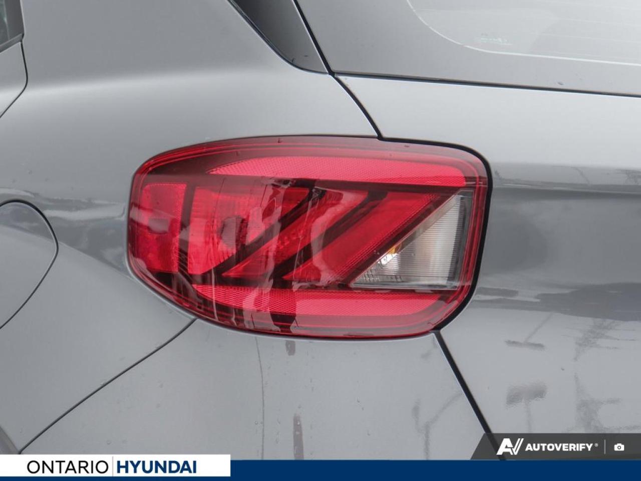 2023 Hyundai Venue Ultimate w/Black Interior 4dr Front-Wheel Drive Photo