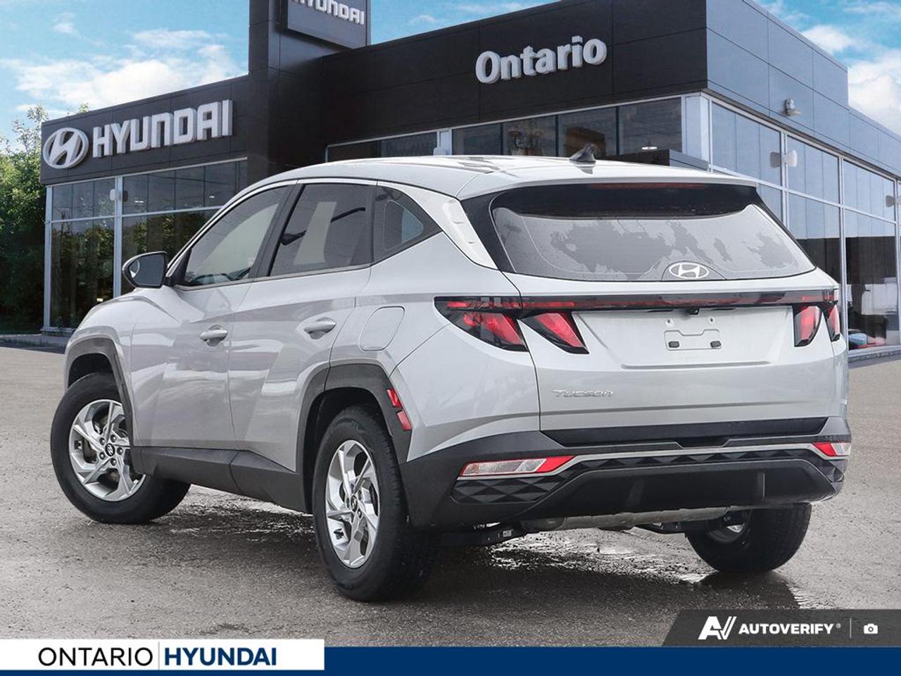 2022 Hyundai Tucson Essential 4dr Front-Wheel Drive Photo3