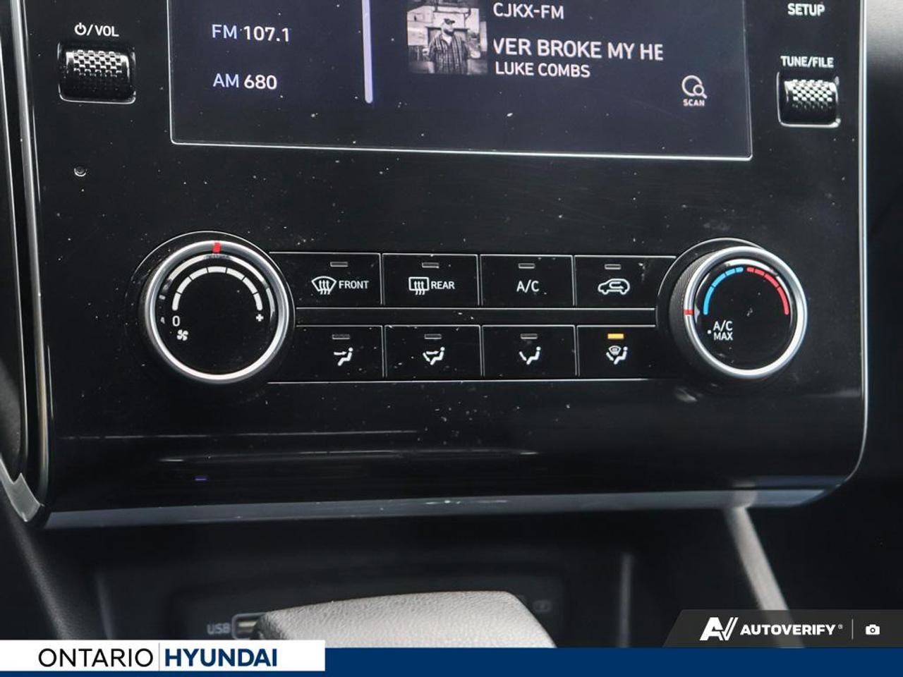 2022 Hyundai Tucson Essential 4dr Front-Wheel Drive Photo