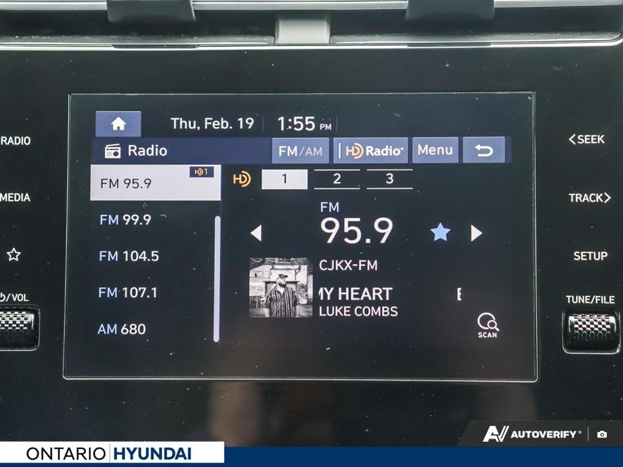 2022 Hyundai Tucson Essential 4dr Front-Wheel Drive Photo