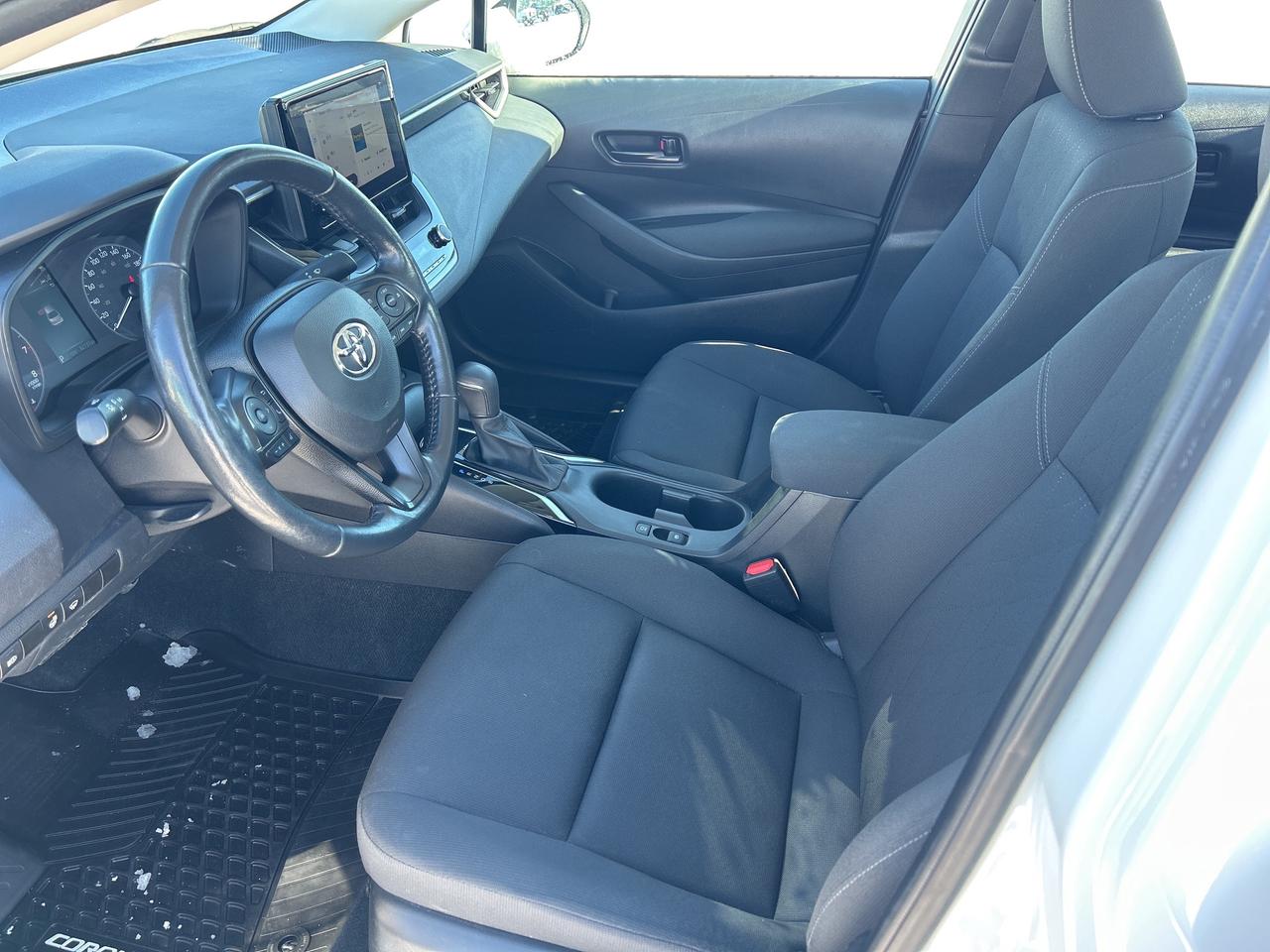 2024 Toyota Corolla LE UPGRADE Photo