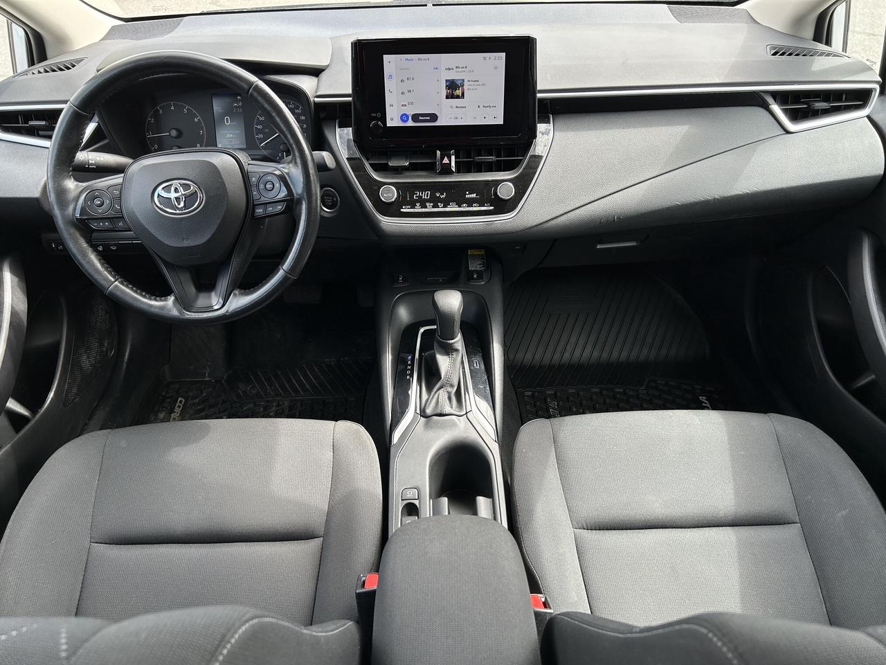 2024 Toyota Corolla LE UPGRADE Photo