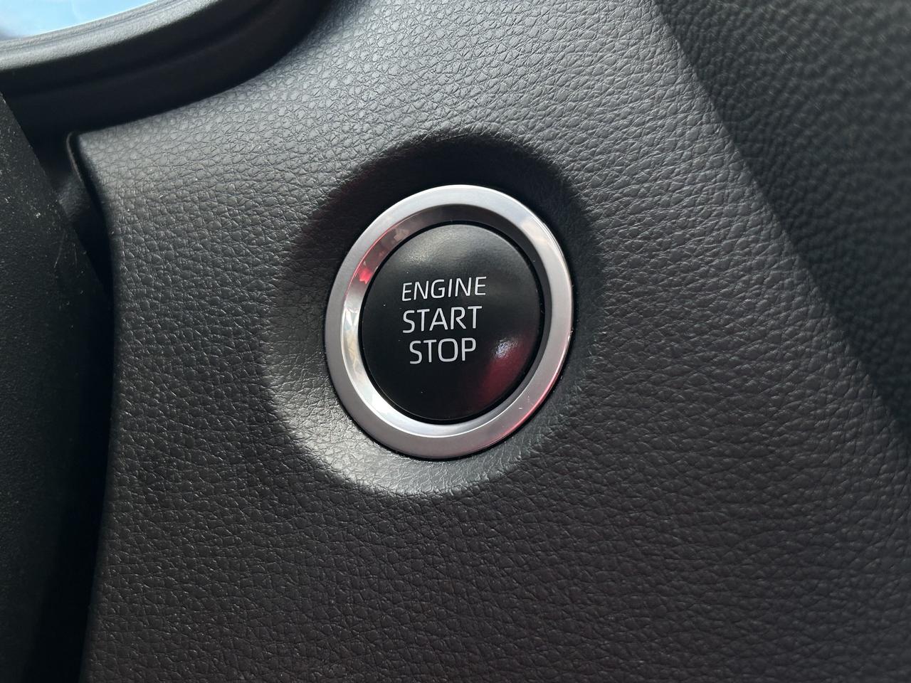 2024 Toyota Corolla LE UPGRADE Photo