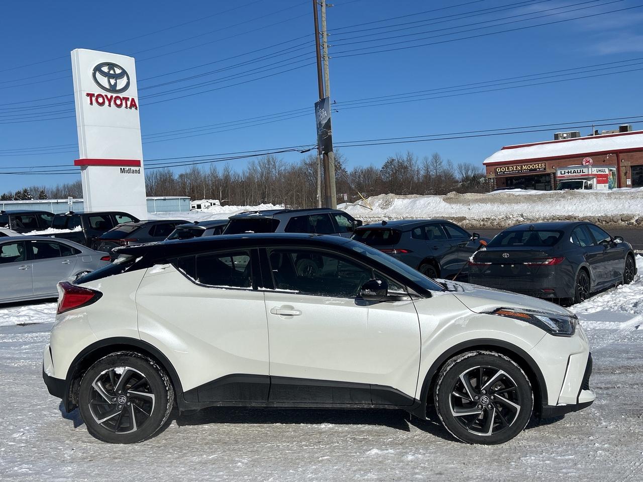 2021 Toyota C-HR Limited Photo