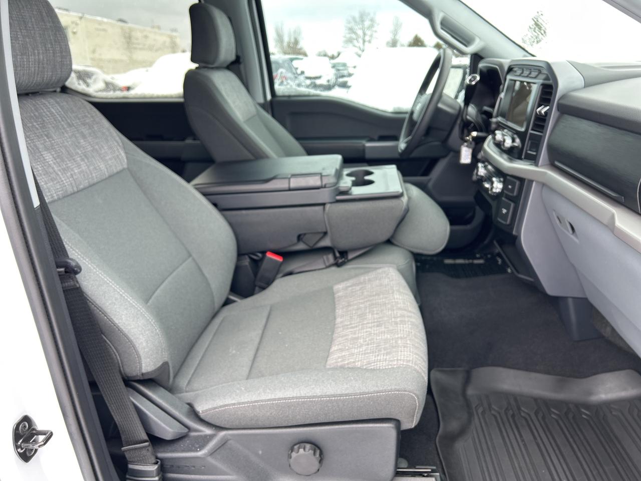 2023 Ford F-150 XLT POWERBOOST Photo