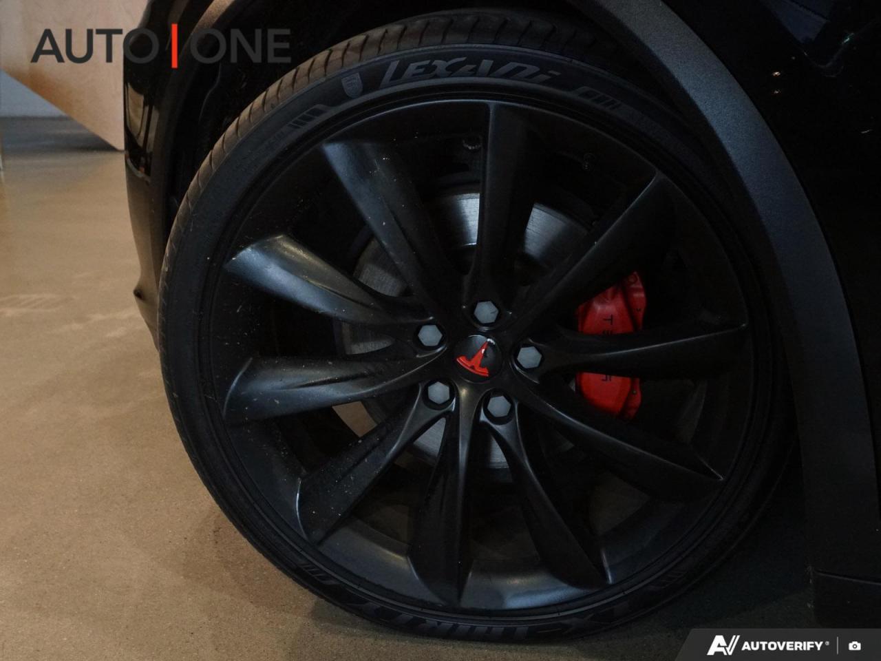 2017 Tesla Model X 90D   DUAL MOTOR AWD Photo4