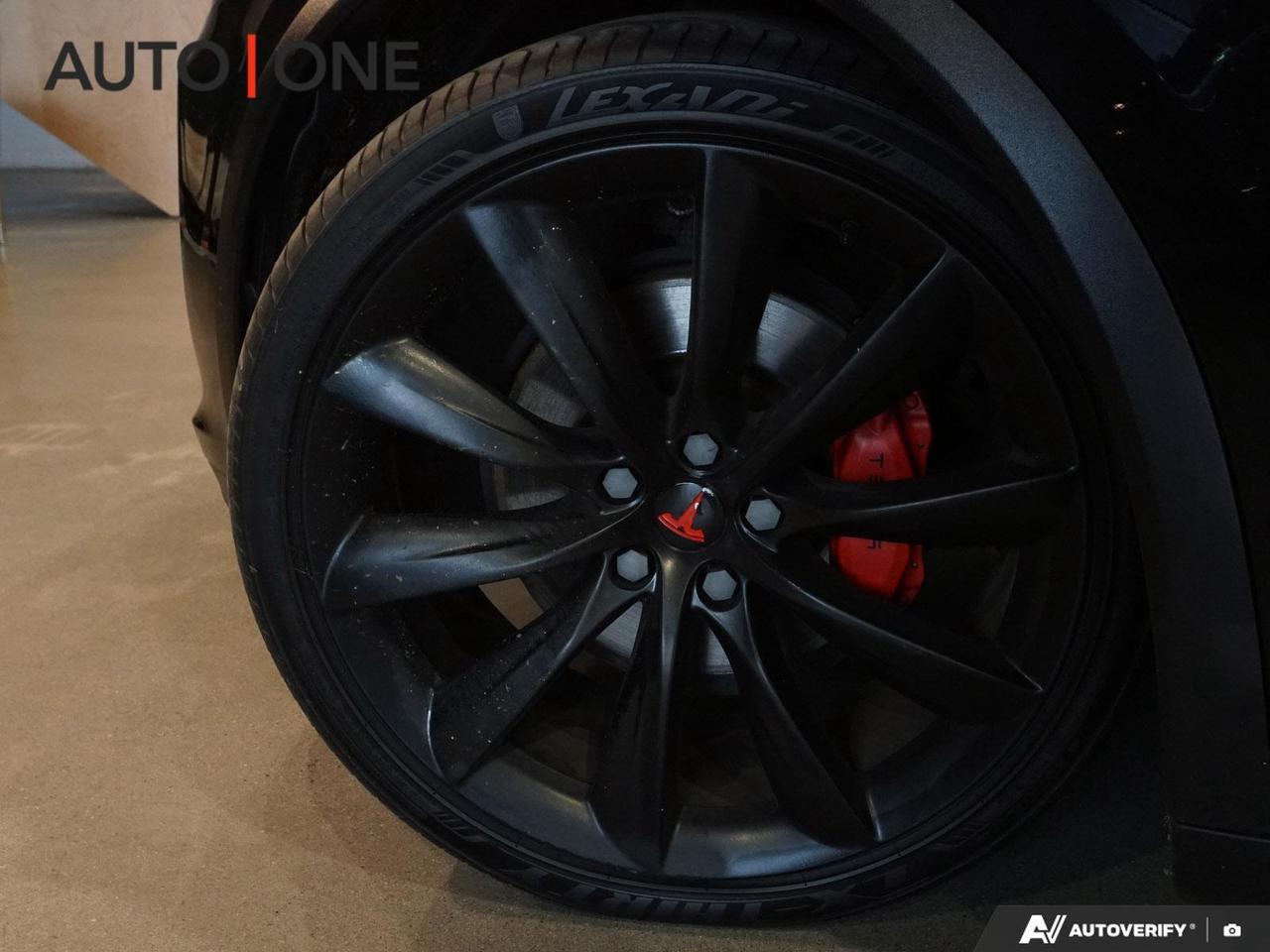 2017 Tesla Model X 90D   DUAL MOTOR AWD Photo