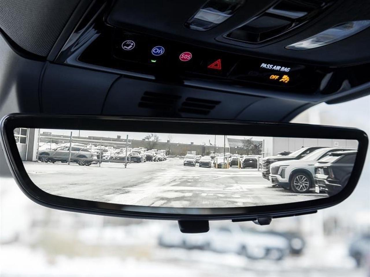 2026 Cadillac OPTIQ Premium Luxury 4dr Photo