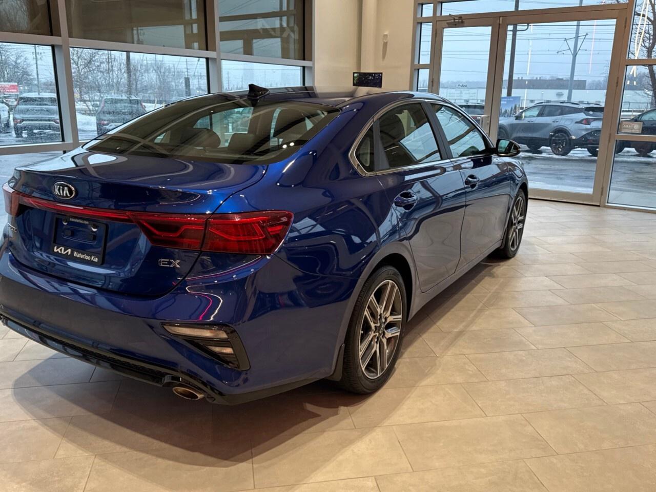 2020 Kia Forte EX Limited IVT Photo4