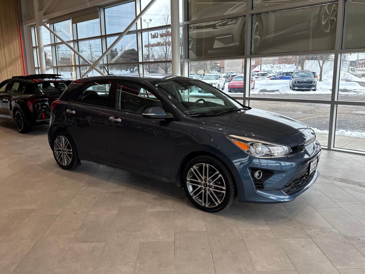 2023 Kia Rio 5-door EX Premium IVT Photo2